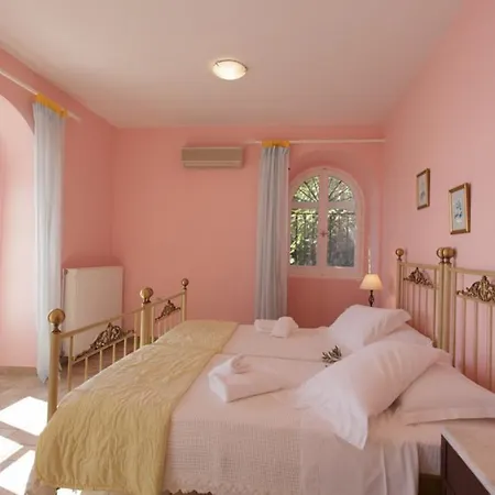 House On The Rocks * Nisaki (Corfu)